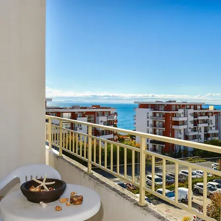 Deluxe In Crown And Imperial Apartament Burgas