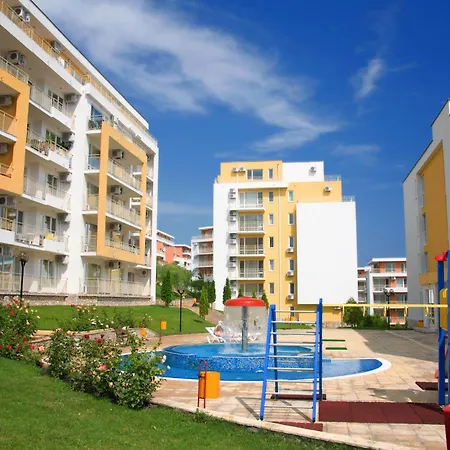 Apartman Deluxe In Crown And Imperial Burgasz
